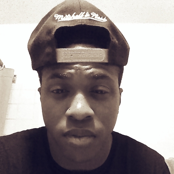 Meet your Posher, Os - Picture 1 of 1